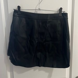 Forever21 black faux leather mini skirt